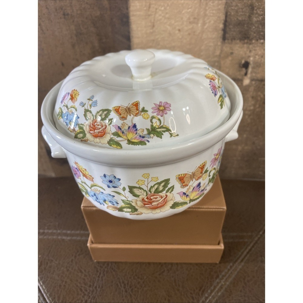 Vintage Aynsley Cottage Garden HyStyle 5" Lidded ramekin Dish - 0.5 Qt - Picture 5 of 12